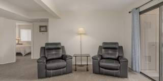 NEWLY REMODELED  FURNISHED BOTTOM FLOOR CONDO Gallery 7