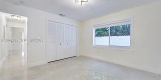 4712 SW 2nd Ter Gallery 17