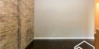 1758 W. Montrose, Gallery 5