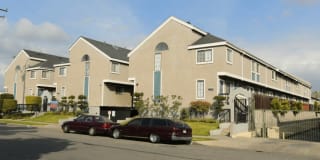 Larch Townhomes Gallery 1