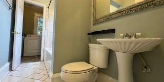 Charming 3 BR Home in Thornton Park - Quick Walk to Restaurants and Shops! Gallery 20
