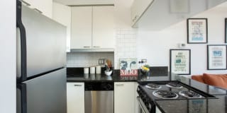 Algonquin Apartments Gallery 7