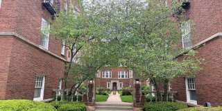 736 Hinman Avenue Gallery 2