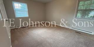 Spacious One Level Home with Den, Granite Kitchen Island, and 2 Car Carport Gallery 44