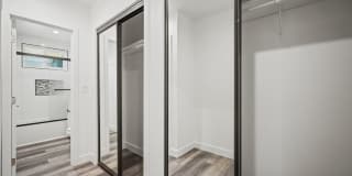1352 W 36th Street apartments Gallery 22
