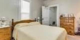 791 N Clinton Street Gallery 13