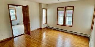 47 Lawrence Avenue Gallery 8