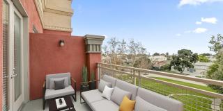 San Pedro Bank Lofts Gallery 1