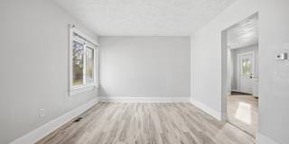 1843 Ohio Avenue Gallery 6