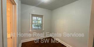1169 S Kimbrough Gallery 7