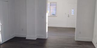 29 Franklin St Gallery 32