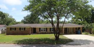 21 Highpoint Drive Gallery 1