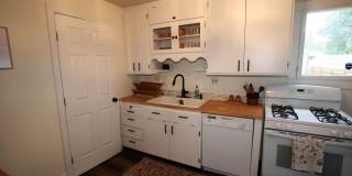 2 Bedroom Main Level Home in the Heart of Old Colorado City! Gallery 8