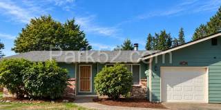 3 Bedroom Puyallup Duplex with 1 Car Garage! More Photos Coming Soon! Gallery 1