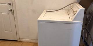 210 W Lugonia Gallery 3