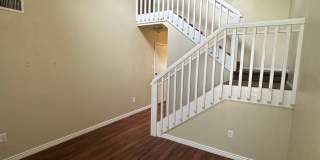 3 BEDROOM, 2 BATHROOM TOWNHOUSE WITH 1 CAR ATTACHED GARAGE Gallery 5