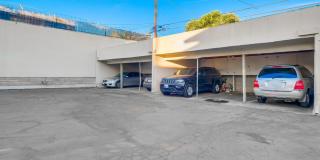 6028 - 6100 West Blvd Gallery 11