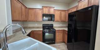 7635 W Springfield Way, Florence, AZ Gallery 14