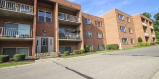 Aspen Village Gallery 52