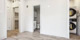 428 W Solidelle St Gallery 8