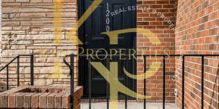 1200 E holly st Gallery 2