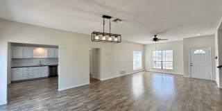 Viewable Now!  Pets Accepted! Gallery 6