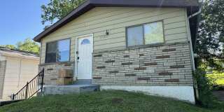 Lovely 2 Bedroom / 1 Bath for Rent - Section 8 Welcome Gallery 1
