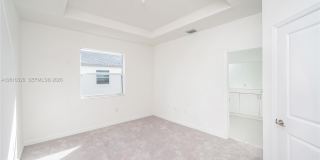 2642 SE 10 street Gallery 18