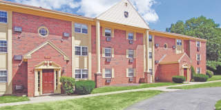 Wexford Village Gallery 46