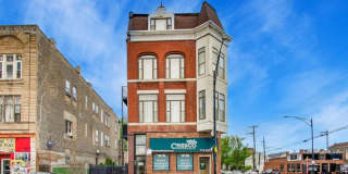 1700 W Cermak Gallery 1
