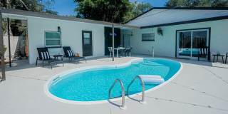 207 W Giddens Ave Gallery 3