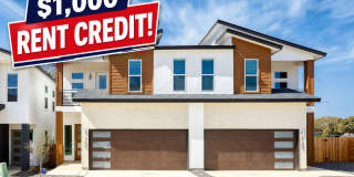Luxury 3/2.5 Townhome Gallery 1