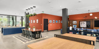 VIM Gallery 18
