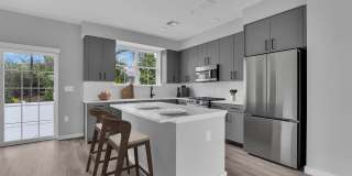 Woodland Square at Park Ridge Gallery 1