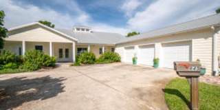 Executiive Indian River home with pool and boat dock/lift Gallery 1