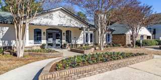 The Onyx Hoover Apartments Gallery 1