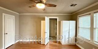 1815 North Boston Place Gallery 17