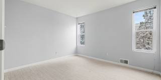 Spacious 2Bed/2.5Bath Townhouse in Central Denver Gallery 17