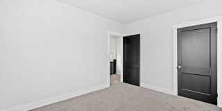 SCORE 50% OFF 1ST MONTH'S RENT IF SIGNED BY JULY 24! Spectacular 3 bedroom home in Carrick available now! Gallery 25