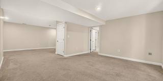 6430 BELLEVUE Place Gallery 33