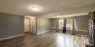 Spacious Port Orchard Split-Level with A/C, Two Living Areas & Fenced Backyard Gallery 20