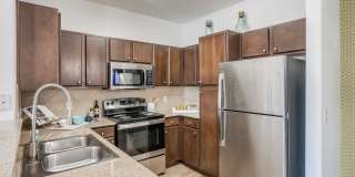 Summerbrooke Apartments Gallery 31