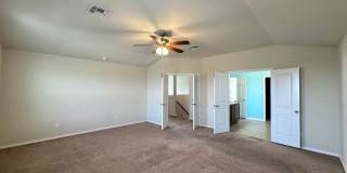 Viewable Now!  Small Pets Accepted! Gallery 29