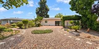 Minutes from Campus with Scenic Overlook Views! 6 Bed! Gallery 1