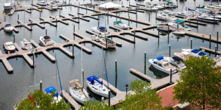 Spinnaker Bay at Harbor East Gallery 22