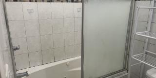 1744 W Foster Ave Gallery 4