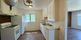 Charming 3-Bedroom Home with Expansive Outdoor Space Gallery 8