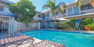 15925 Victory Blvd. Gallery 22