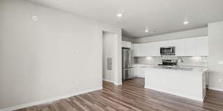 Updated 2 Bed / 2 Bath Corner Condo in Parker – Ground Level Convenience! Gallery 6