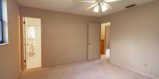 4909 BEIGE Street Gallery 22